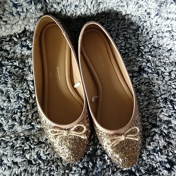 Rampage Glitter Pointy Flats - Picture 2 of 5